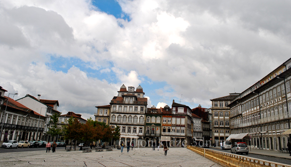 Гимарайнш Guimarães Португалия самостоятельные путешествия Орджоникидзе отзывы сайта Орджо фото отдых
