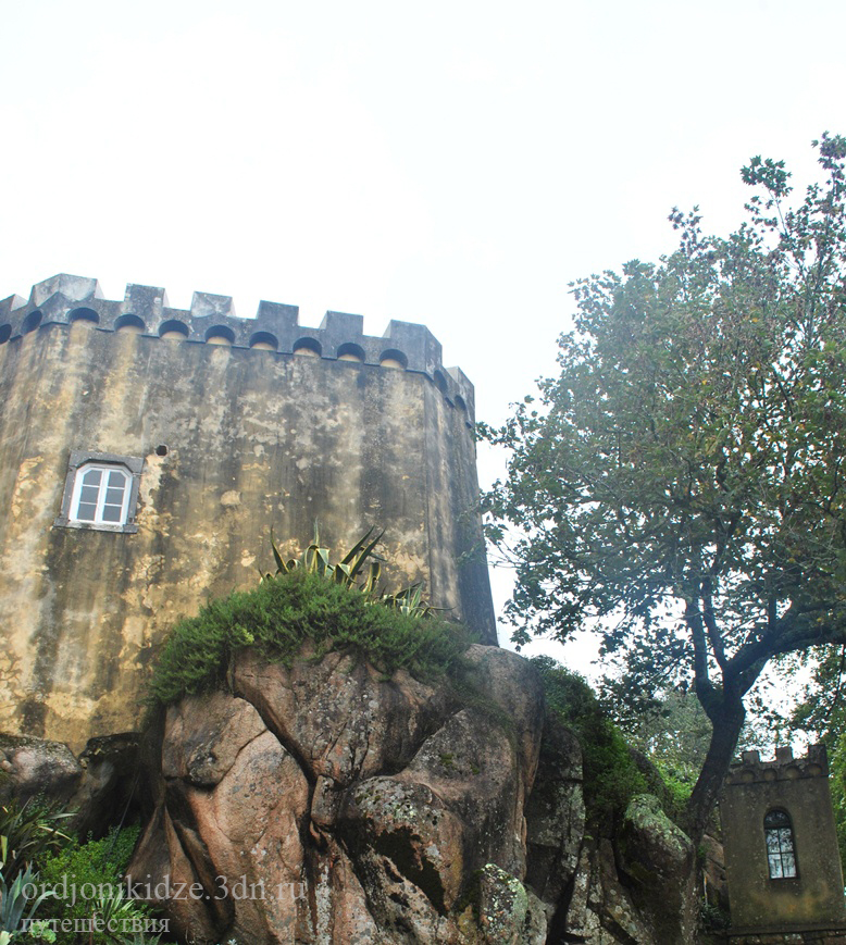 Орджоникидзе Крым путешествия блог Синтра Португалия король Pena замок